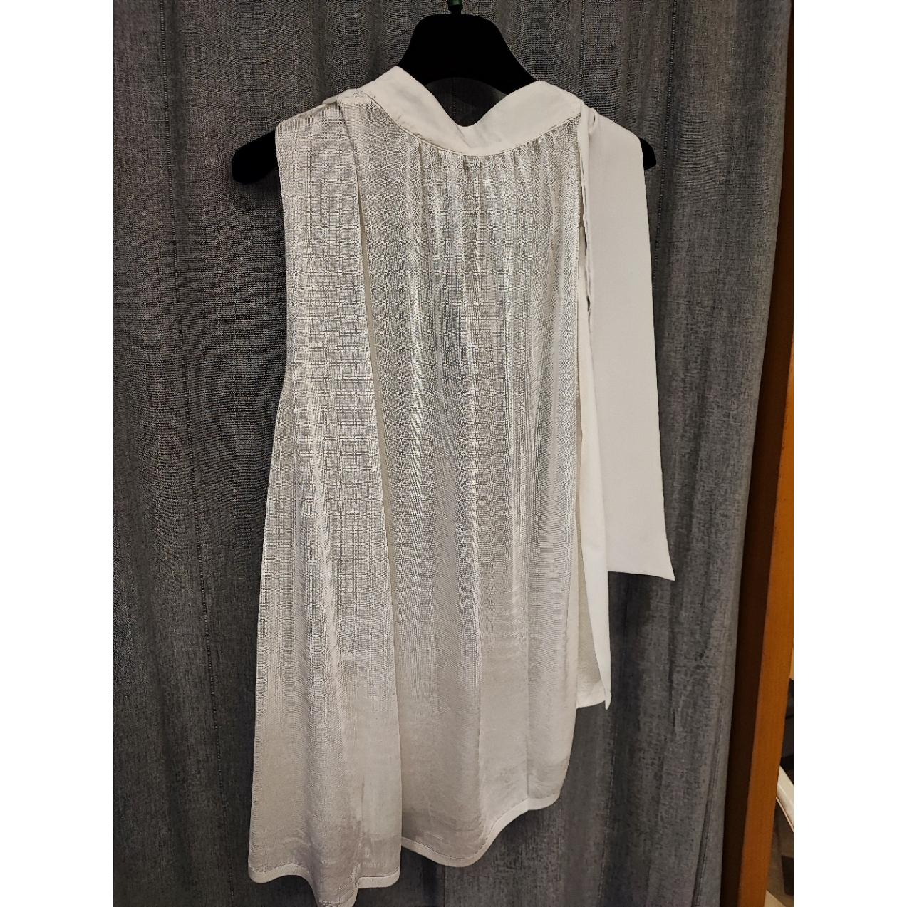 TOP IN MAGLIA CON ALLACCIATURA SULLA SPALLA