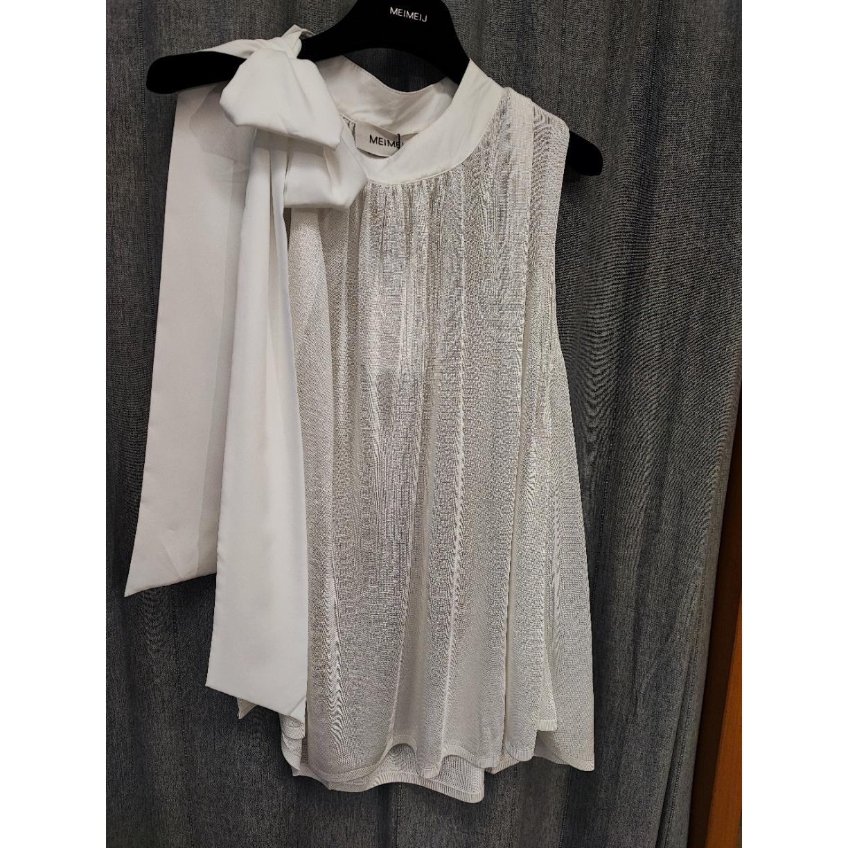 TOP IN MAGLIA CON ALLACCIATURA SULLA SPALLA