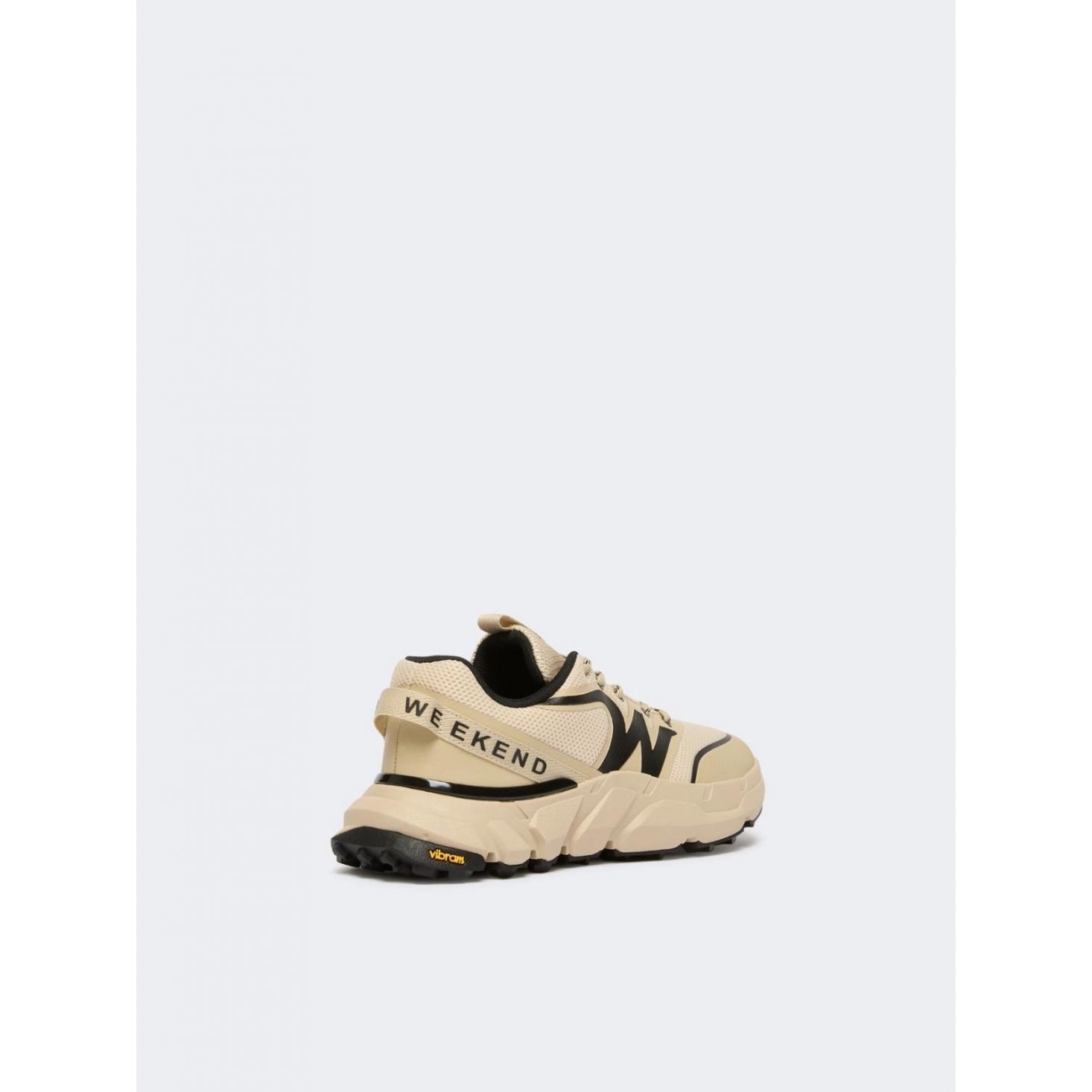 Sneaker in rete tecnica