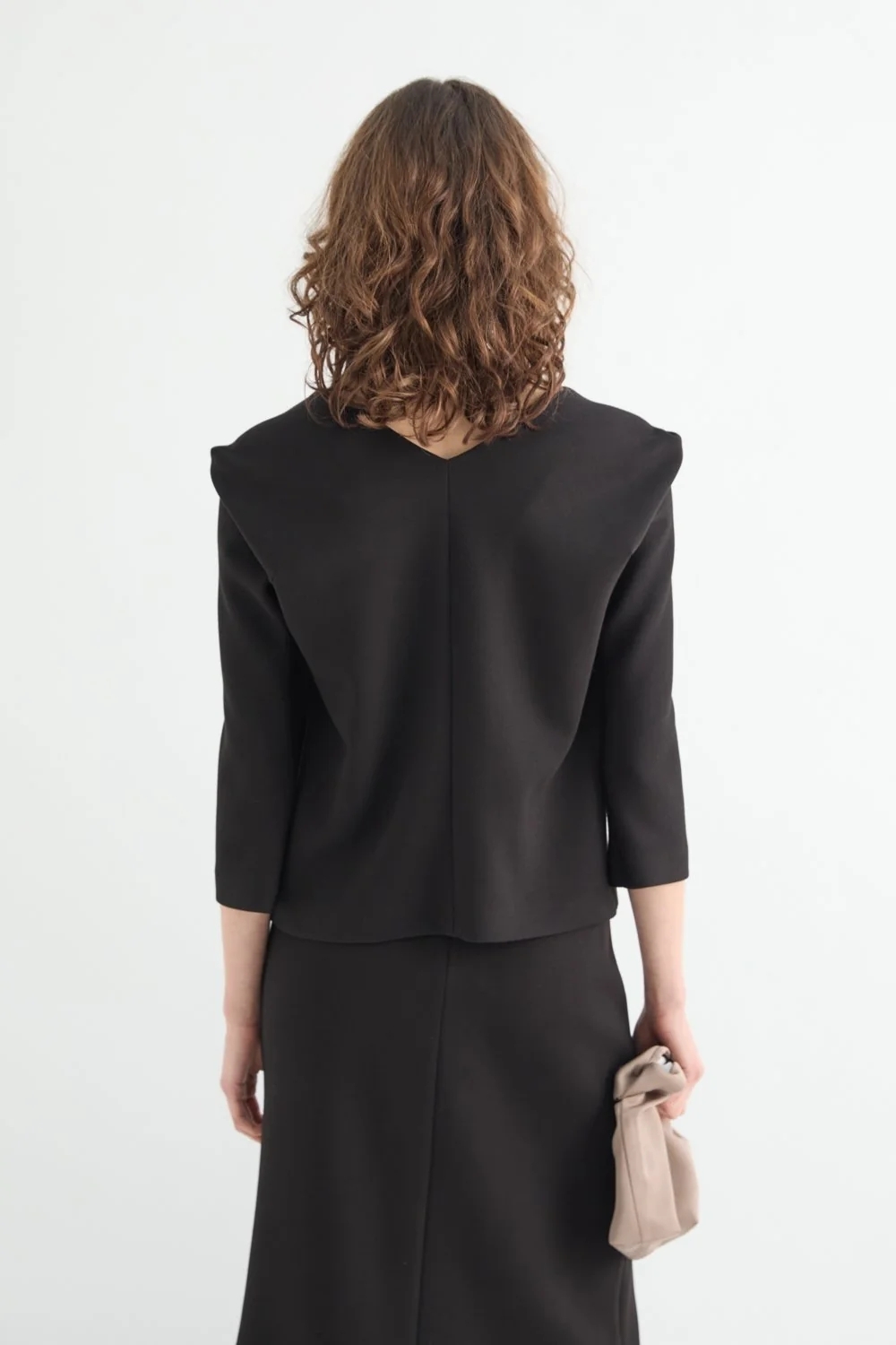 BLUSA IN TESSUTO SCUBA CON SCOLLO DRITTO